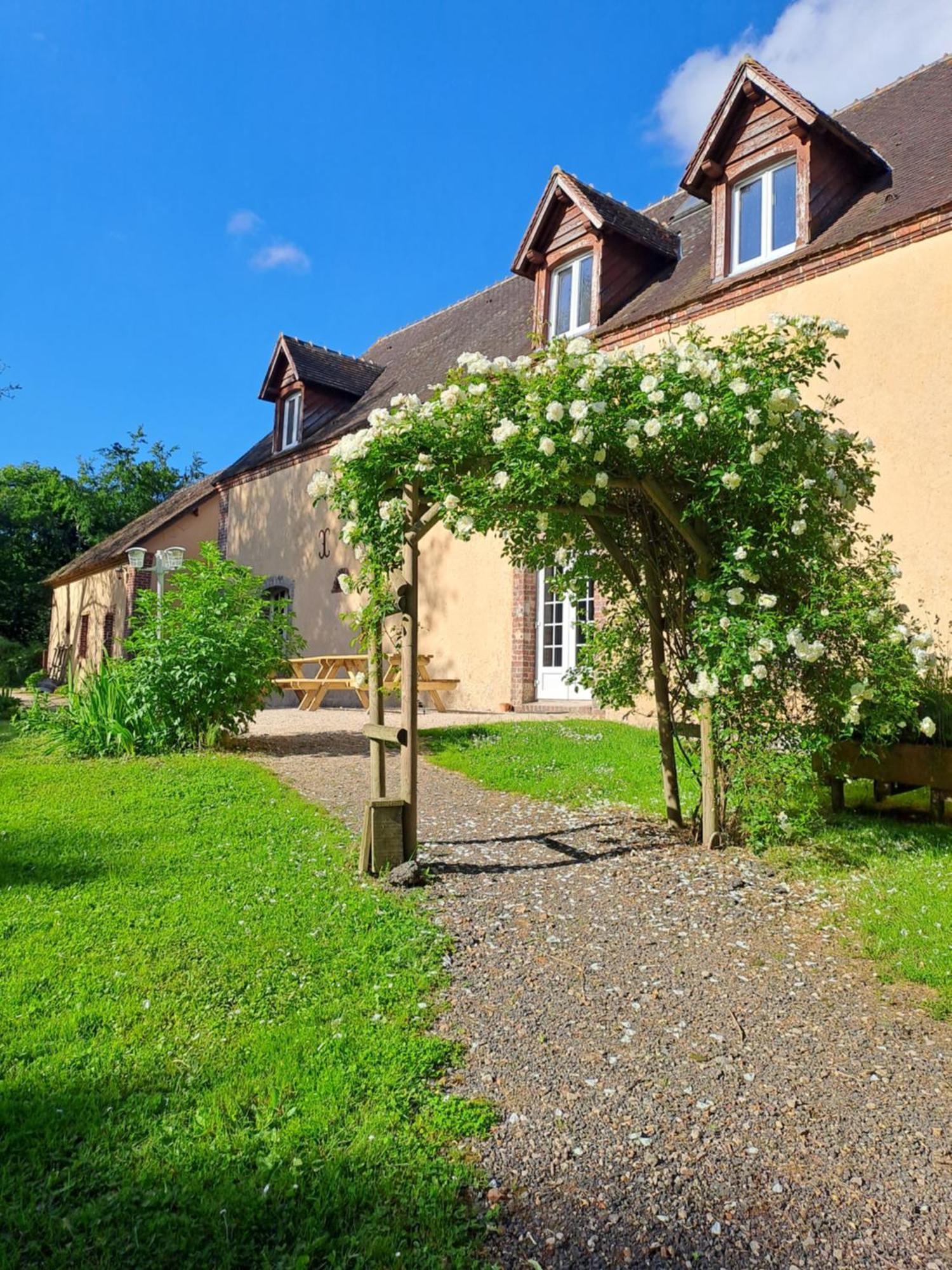 Gîte des Etangs de Beaulieu Le Plessis-Dorin Exterior foto